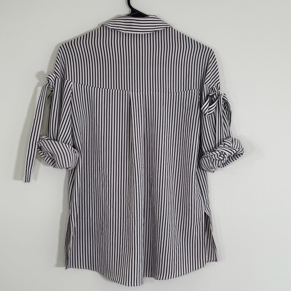 Vince Camuto White Black Striped Bow Sleeve Coastal Button Up Shirt Women's XS - Picture 2 of 4